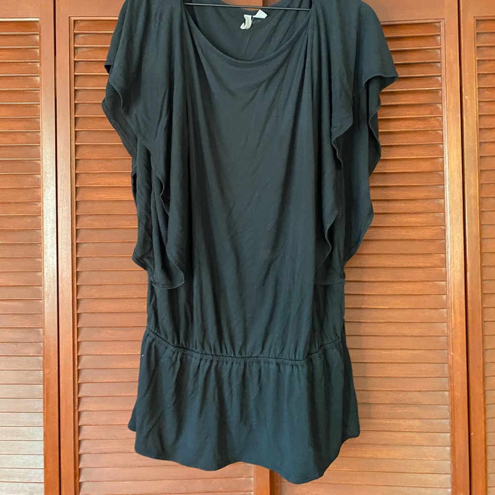 Black drop waist top